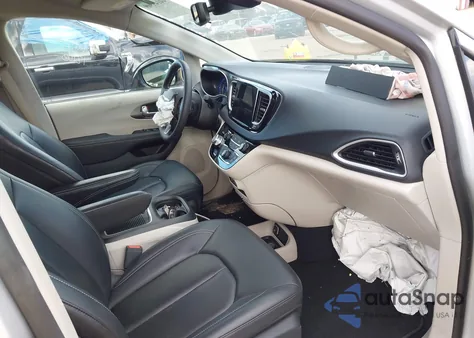 2024 Chrysler Pacifica Touring L из США, поврежденный, VIN 2C4RC1BG7RR132156